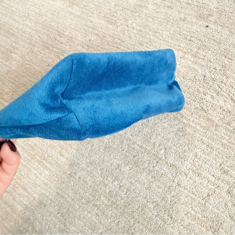 Juicy Couture Blue Suede Cosmetic Toiletries Travel MakeUp Pouch Top Zip Wedge - Picture 6 of 9